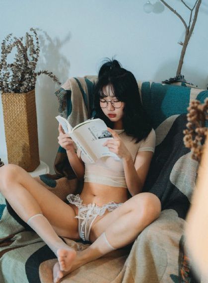 香港早期的成人视频手机版下载_DVD神马在线观看